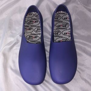 Purple sticky shoes!